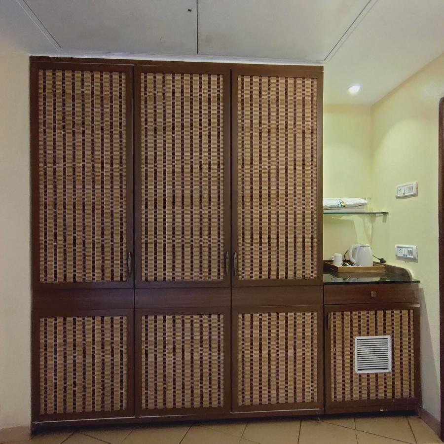 Silverador Resort Thane Exterior foto